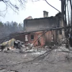 Gironda estabiliza su gran incendio mientras La Vall d’Uixó empieza a levantar restricciones