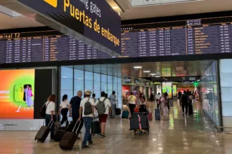 2 millions de voyageurs menacés par l’appel à une grève illimitée à l’aéroport de Barcelone