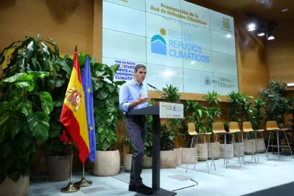 Pedro Sánchez impulsará una red nacional de refugios climáticos inspirada en el modelo de Barcelona