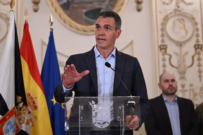 Pedro Sánchez eleva la crisis de Ceuta al terreno de la soberanía al denunciar una «violación de la integridad territorial»
