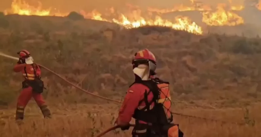 El incendio de Orés supera las 14.000 hectáreas y golpea la economía rural aragonesa