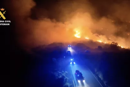 L’incendie d’Orés cesse de progresser et l’Aragon espère le circonscrire dimanche