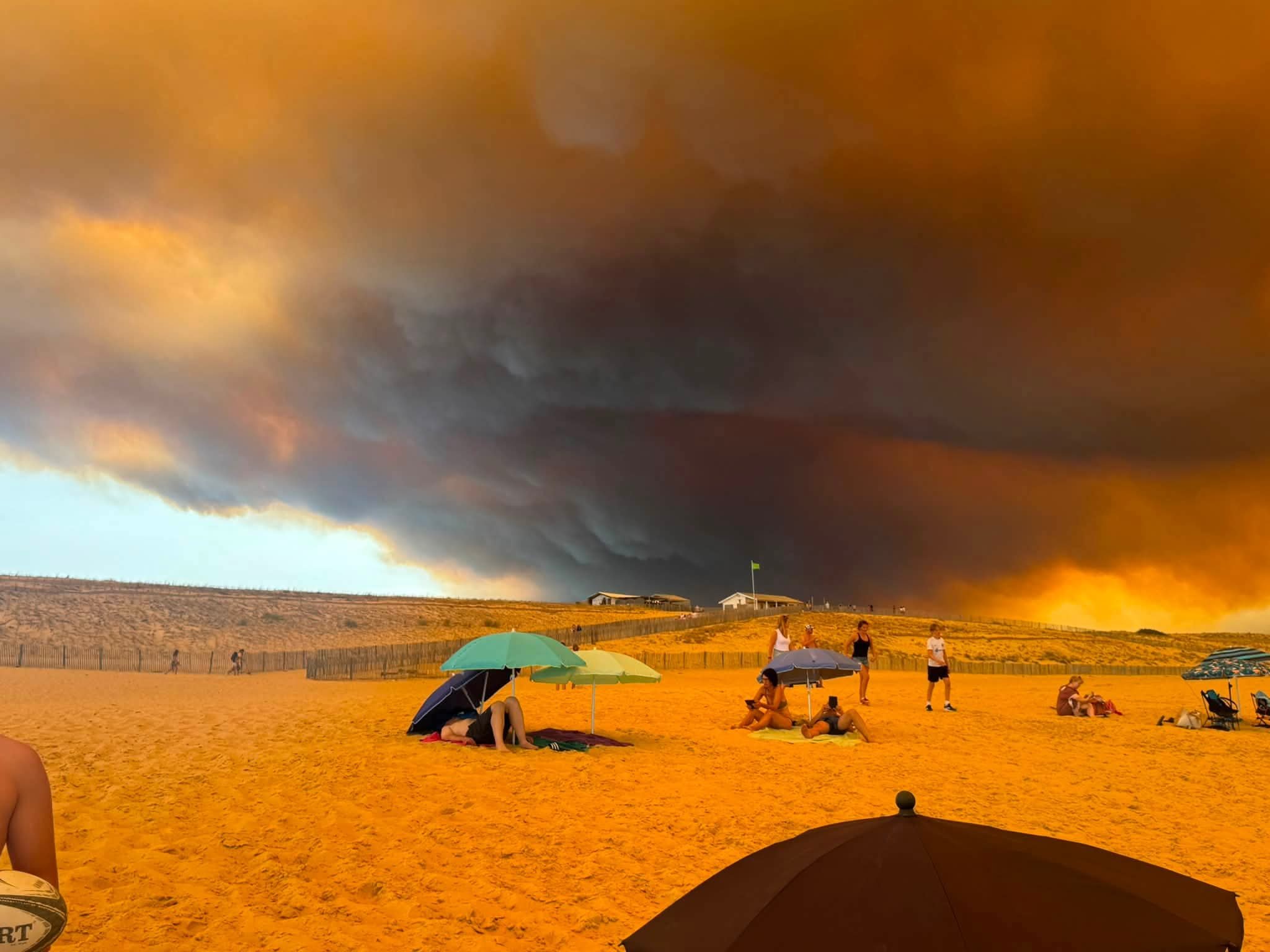 19:00 NOTICIAS | Los incendios golpean Francia y España mientras la economía catalana acelera
