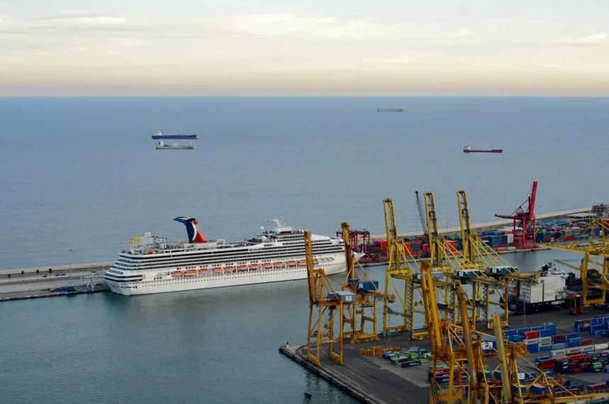 El Port de Barcelona apuesta por el hidrógeno verde y la economía azul