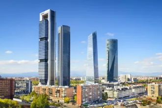 España lidera el crecimiento en la Eurozona con un avance del 2,3 %