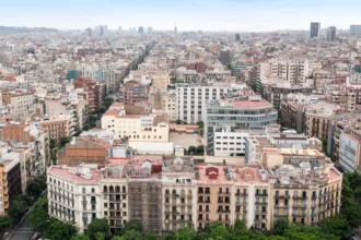 España alcanza 22,8 millones de ocupados y Cataluña lidera la creación de empleo