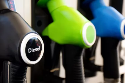¿Bajarán los precios de la gasolina y el diésel en los próximos días en Europa?