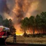 Francia moviliza al Ejército ante unos incendios históricos: más de 22.000 hectáreas calcinadas y 141.000 evacuados