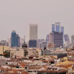 El motor económico español se divide: España liderará la Eurozona con un avance del 2,1 %