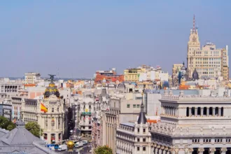 Barcelona vs Madrid: el duelo por la capitalidad económica y la atracción de capital estratégico