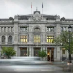 España acelera su crecimiento al 0,7 % y supera las previsiones