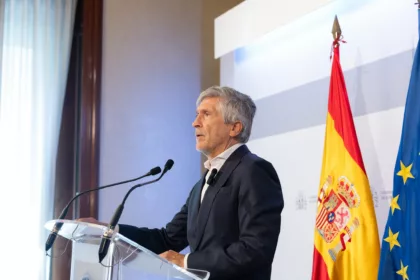 Análisis | ¿Cerró Interior los ojos ante las alertas previas a la crisis migratoria de Ceuta?