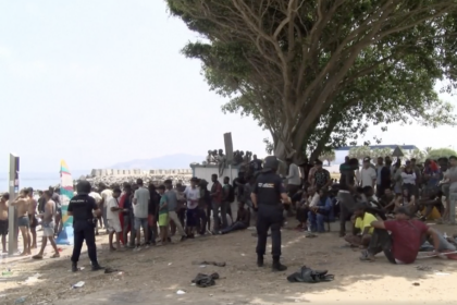 Crisis migratoria de Ceuta: miles de migrantes siguen en la ciudad y 2.383 menores ya están identificados