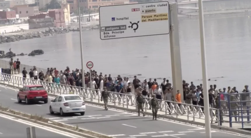 Décryptage | Derrière la crise de Ceuta, le malaise d’une jeunesse marocaine qui regarde vers l’Europe