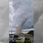 🔴 VIDÉOS | La supercellule provoque des dégâts à Tarragona et une tornade à Pomas : deux personnes disparues et cinq blessées