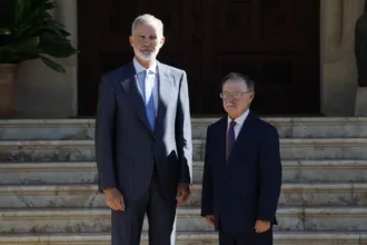 Felipe VI recibe a Juan Jesús Vivas y reafirma el apoyo institucional a Ceuta tras la crisis migratoria