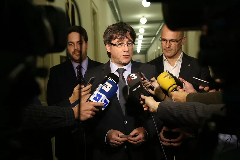 El Constitucional entra en la malversación y acerca una decisión clave sobre la amnistía de Puigdemont