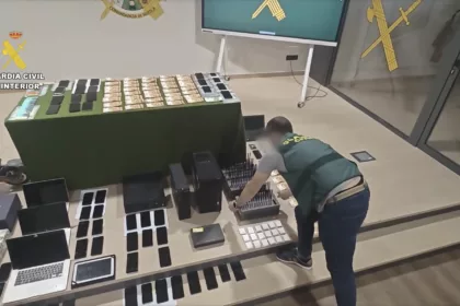 🔴 VIDEO | 29 detenidos por una ciberestafa bancaria de más de un millón de euros