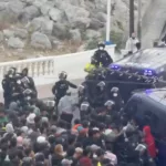 Moncloa defiende el traslado al puerto mientras miles de migrantes siguen fuera de los campamentos