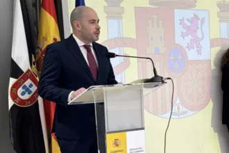 El Gobierno prepara el relevo de Miguel Ángel Pérez Triano como delegado en Ceuta