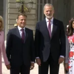 Emmanuel Macron entame sa première visite d’État en Espagne avec Felipe VI et Pedro Sánchez