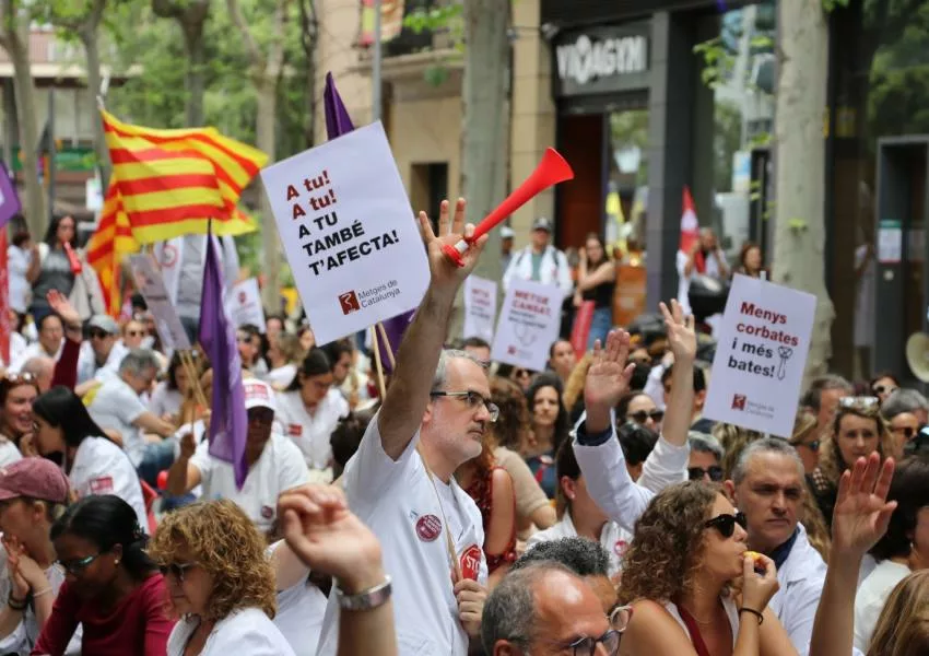 Los médicos convocan una huelga indefinida desde el 28 de octubre contra el Estatuto Marco