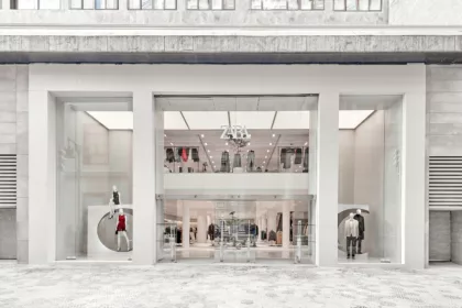 Inditex gana un récord de 2.980 millones y acelera sus ventas pese al calor extremo