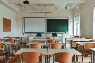 ¿Son los jóvenes franceses cada vez menos competentes? PISA revela un retroceso que afecta a toda Europa