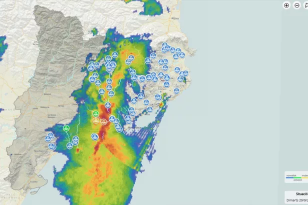 🔴  Alerta roja por lluvias en Catalunya: Renfe suspende AVE, Euromed y Media Distancia