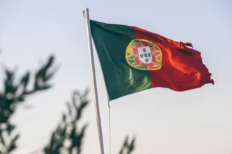 Marruecos y Portugal impulsan una conexión eléctrica directa en plena tensión con España
