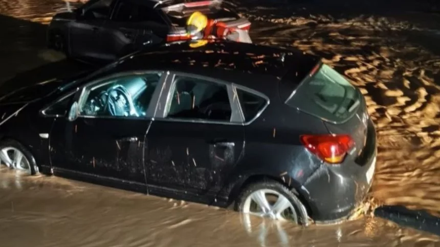 🔴 Riesgo de desbordamiento del Besòs: ES-Alert y múltiples carreteras cortadas en Barcelona