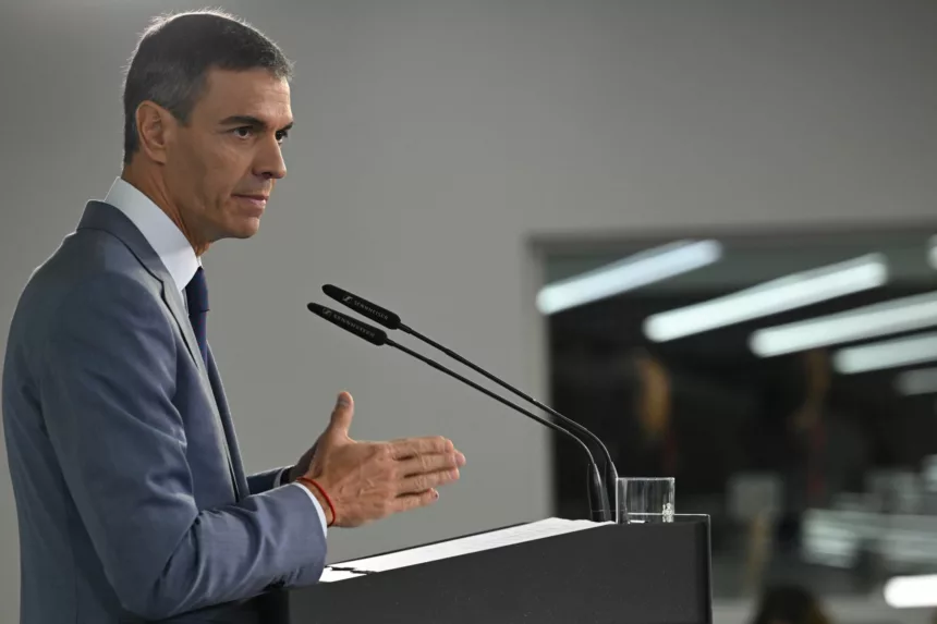 Análisis | El expediente a Sánchez reabre el debate sobre la neutralidad del Gobierno en campaña
