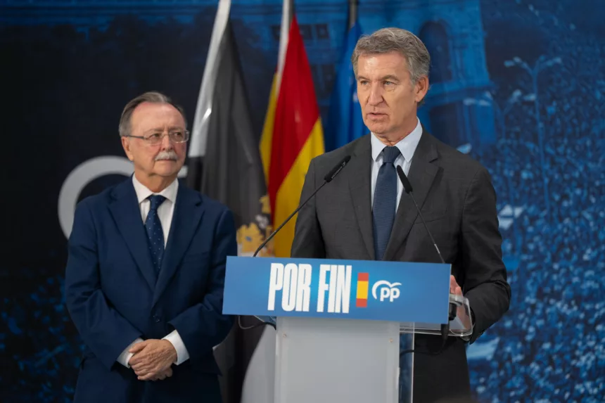 Feijóo demandera à la Commission électorale davantage de garanties pour le vote postal et met en cause la direction de Correos