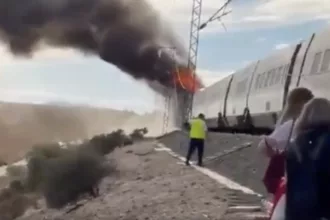 Un incendio en un AVE corta la alta velocidad Madrid-Barcelona y obliga a evacuar a los pasajeros