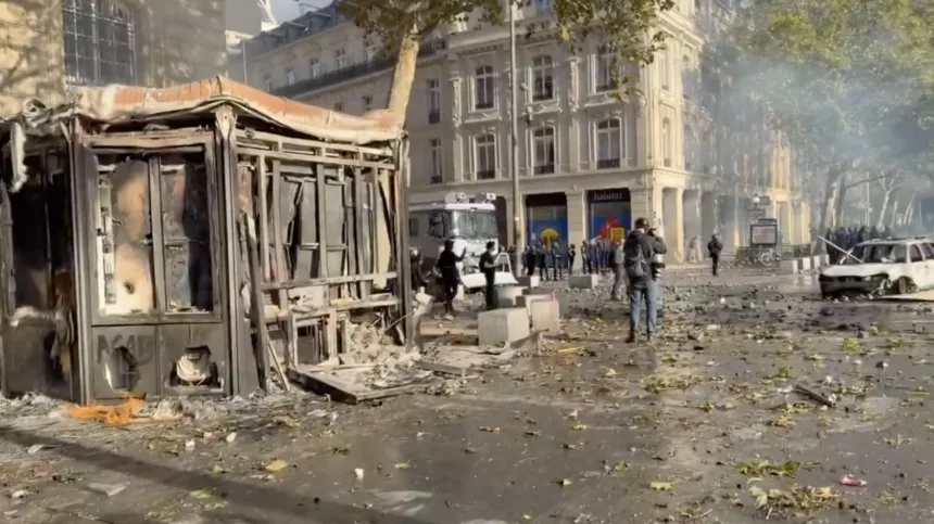 France : 2.000 interpellations après les violences du 17 octobre