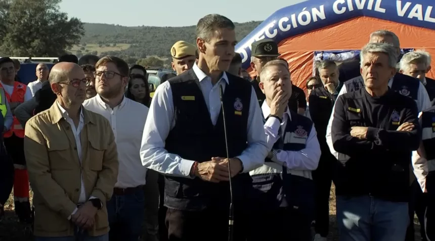 Sánchez se declara consternado por el accidente de Toledo; Felipe VI traslada su pésame y Puente sigue la investigación