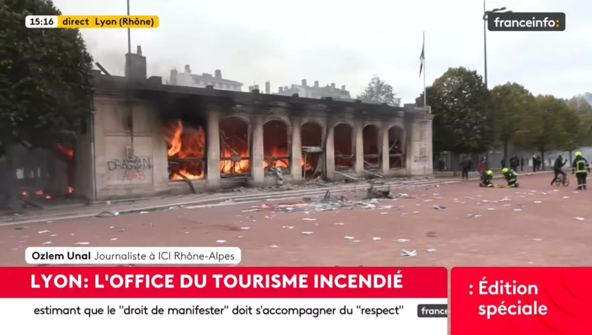 Vives tensions en France : incendies et heurts lors de la mobilisation du 17 octobre