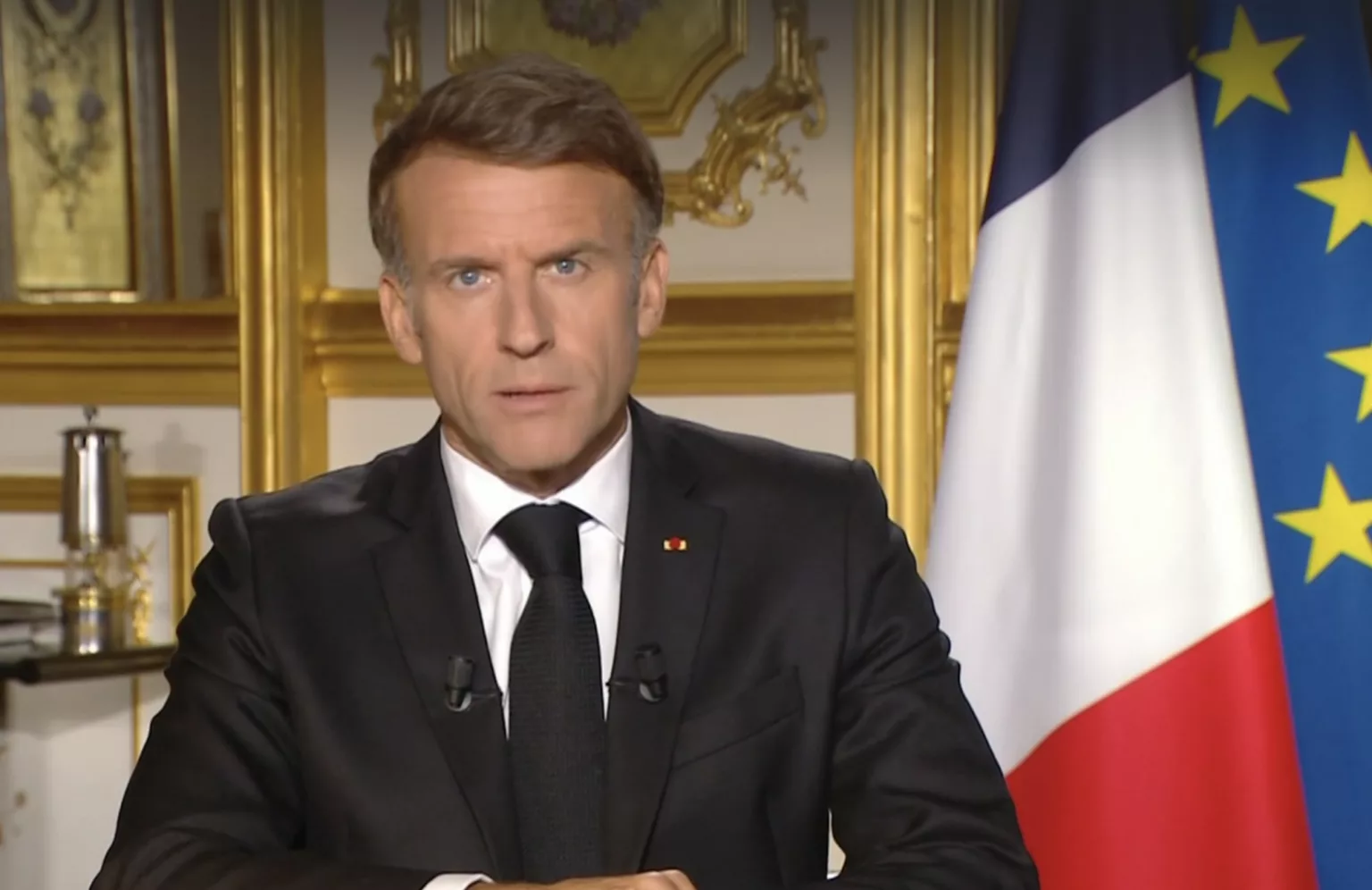 Macron recibe críticas de izquierda y derecha por un discurso sin respuestas concretas a la crisis