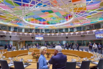 La UE plantea reformas internas para preparar su ampliación y avanzar con Montenegro