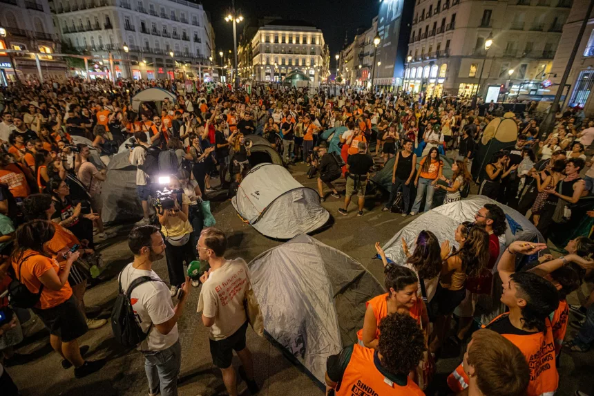 El 76 % de los españoles cree necesario intervenir en el mercado de la vivienda para garantizar el acceso