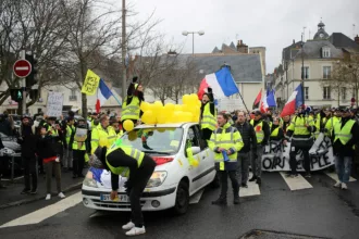 Francia se prepara para el regreso de los chalecos amarillos este sábado: ¿qué puede ocurrir?