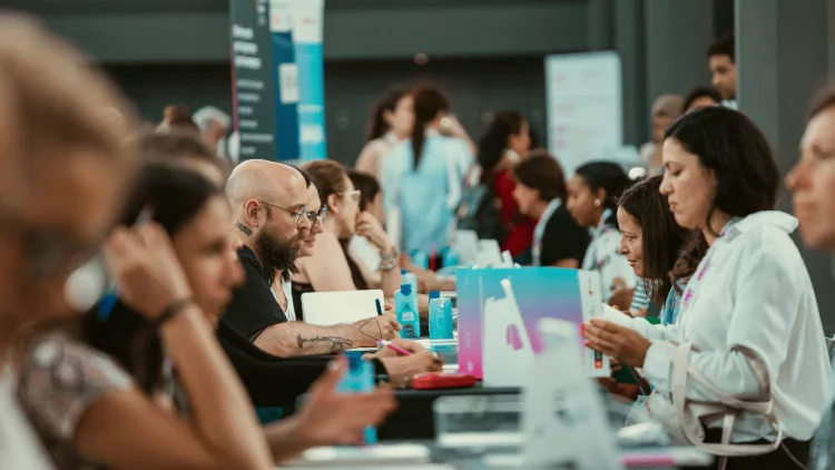 El paro sube en 95.900 personas en España pese al récord de 22,85 millones de ocupados